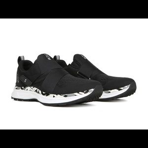 TIEM Slipstream Black Geometric